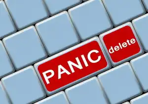 在tcpip网络中每一台主机必须有一个ip地址，TCP/IP 网络中的 IP 地址，确保每台主机都能被唯一识别