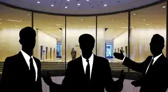 注册域名用个人还是公司好，个人与企业在域名注册中的优劣比较