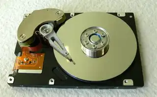 服务器存储数据吗，揭秘服务器存储数据的奥秘，硬盘、SSD与RAID技术