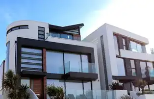 自建云服务器需要什么配置的,自建云服务器配置指南,硬件、软件及网络环境全方位解析