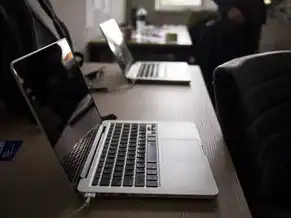 电脑小型主机与大型区别，深入解析，电脑小型主机与大型主机的性能差异及其应用场景