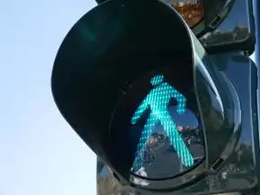 电脑主机蓝红灯一直闪，电脑主机蓝灯变红灯，揭秘故障原因及解决方法