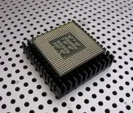 vps跟独立主机区别是什么，VPS与独立主机的核心差异解析，性能、成本与运维的全面对比