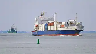 全球最大服务器供应商排名，2023全球服务器供应商格局，技术革命驱动下的市场洗牌与未来趋势