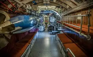 全世界最大的服务器生产商，2023年全球服务器市场霸主，戴尔科技集团的技术帝国与产业重构密码